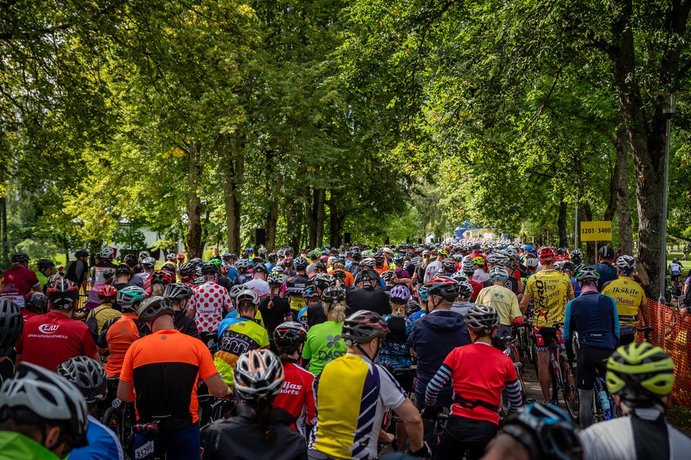 Apkārt Zemeslodei kopā ar velo.lv